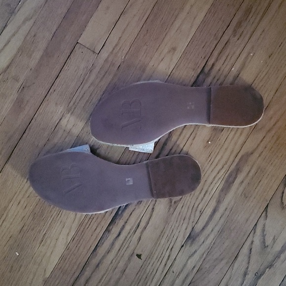 9 Matt Bernson Slip Ons - Picture 3 of 4